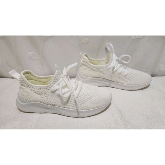 Womens Solid White 7.5 Sneakers Clean Girl Breathable Lightweight Athletic Work - Picture 1 of 16